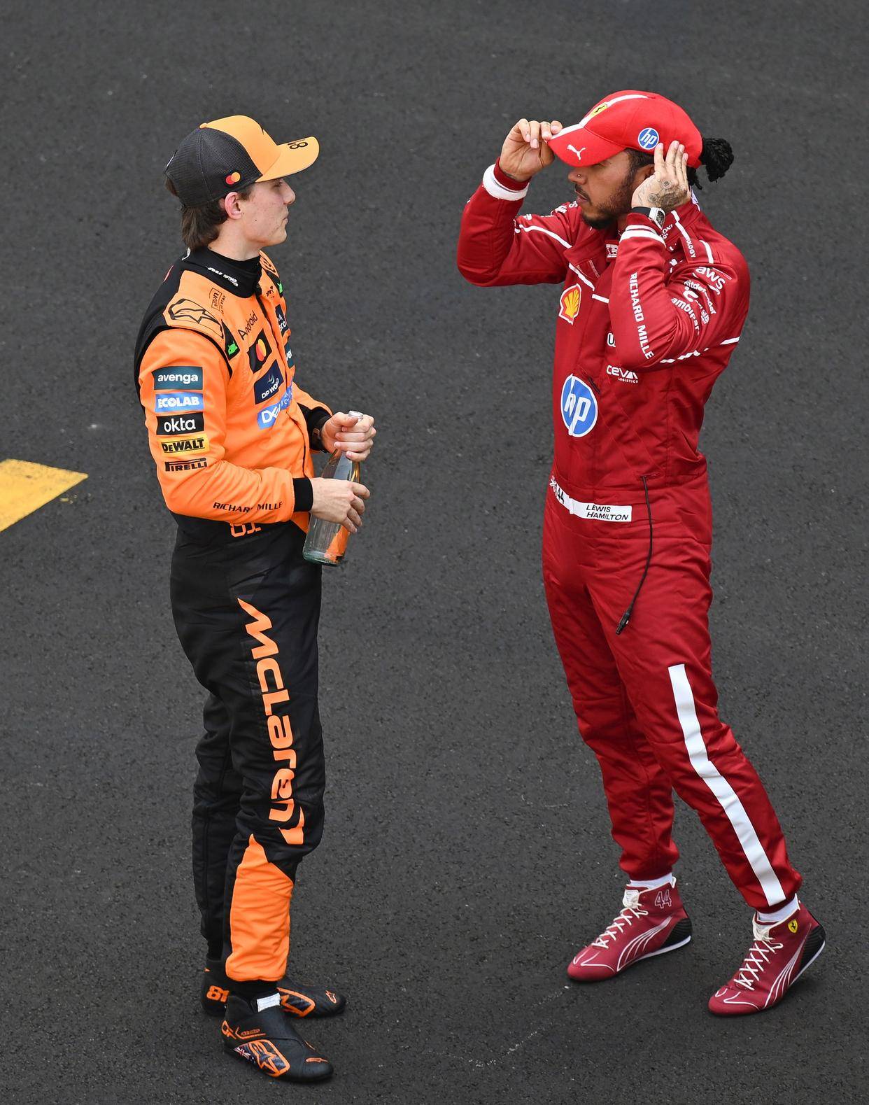 包含邀请赛巅峰对决！汉密尔顿能否带领球队逆转获胜？的词条