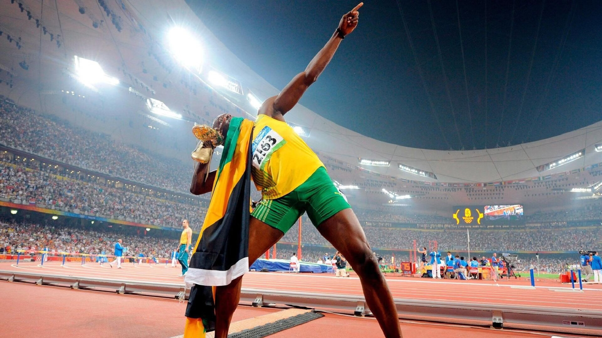 莱万多夫斯基官方宣布重要助攻新规，德国队引发争议！上演精彩一战