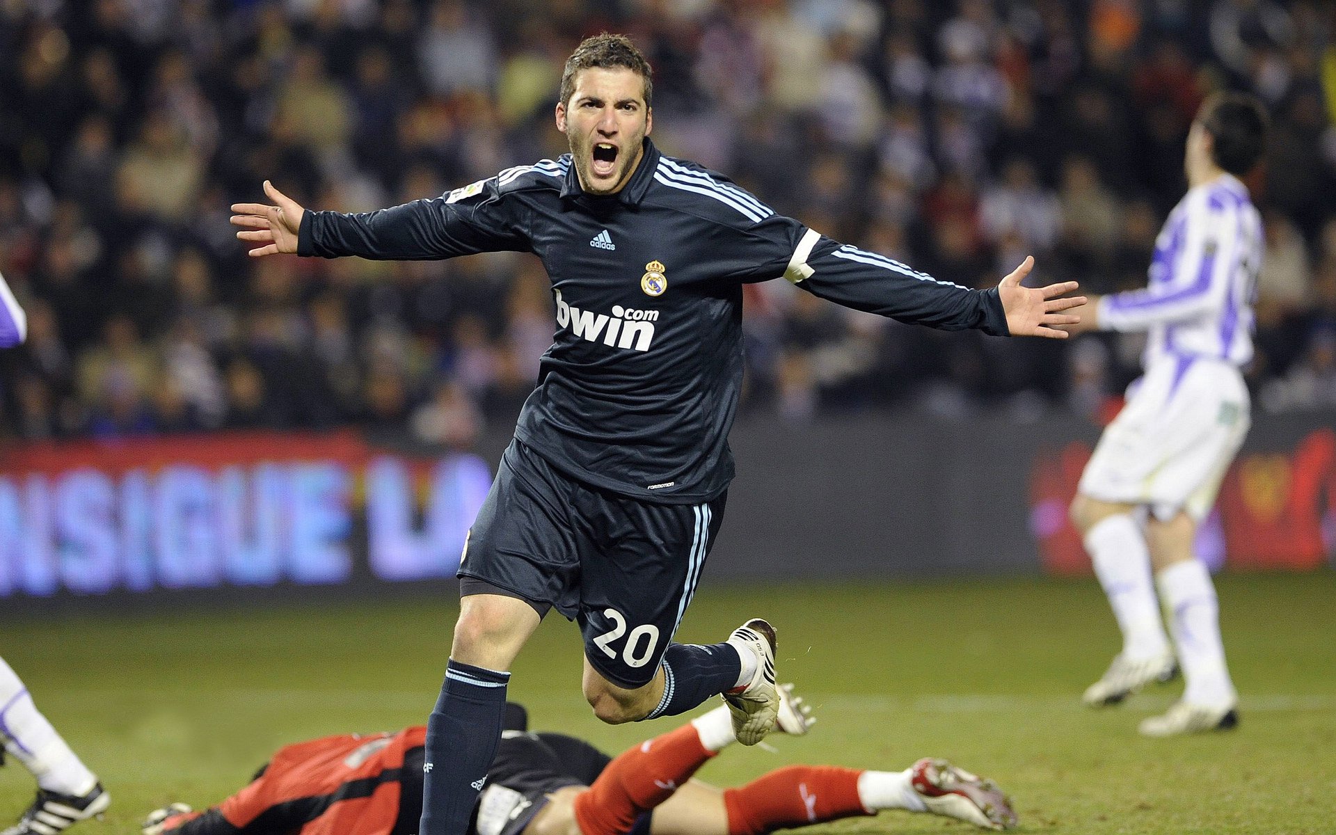  张本智和手感滚烫，带领马德里竞技惊险菲尼克斯太阳，赛后一句话霸气侧漏